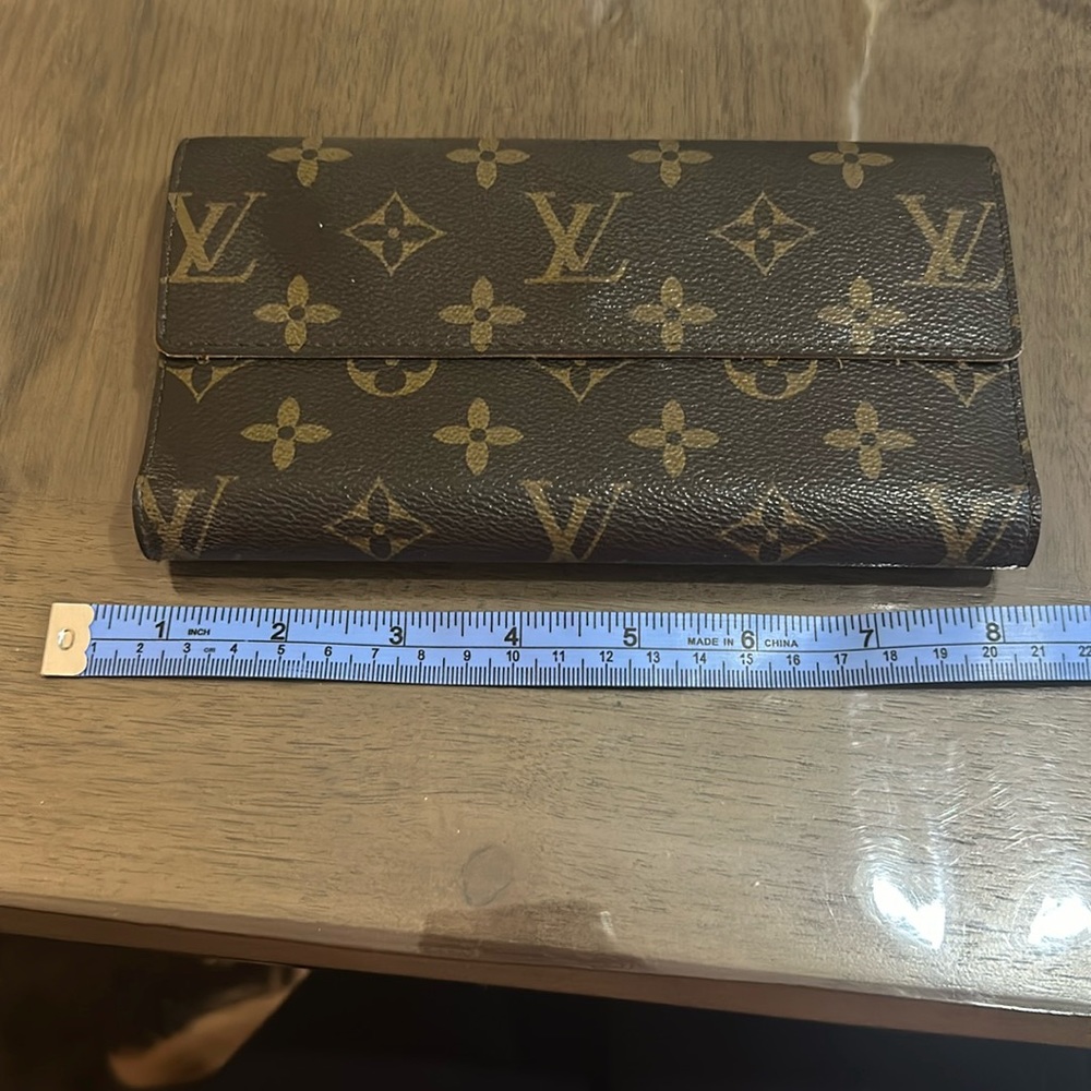 Brown and tan wallet